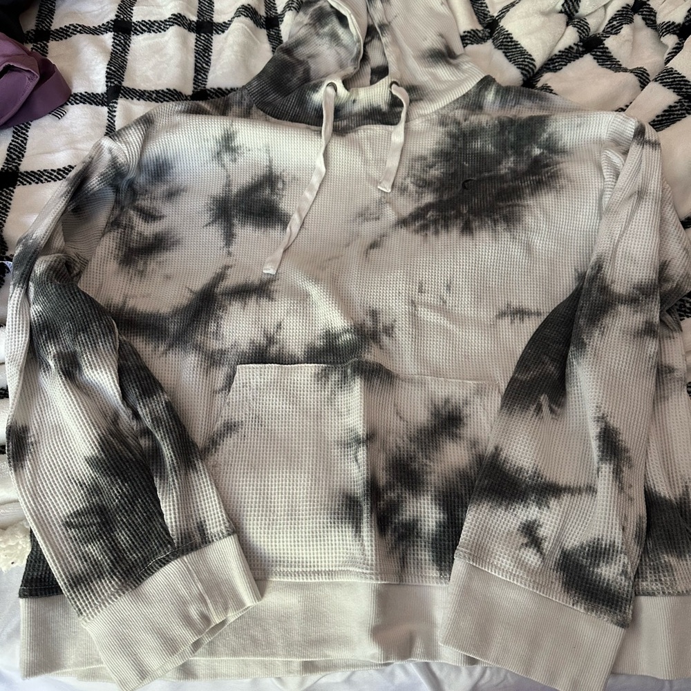 Zyia hoodie